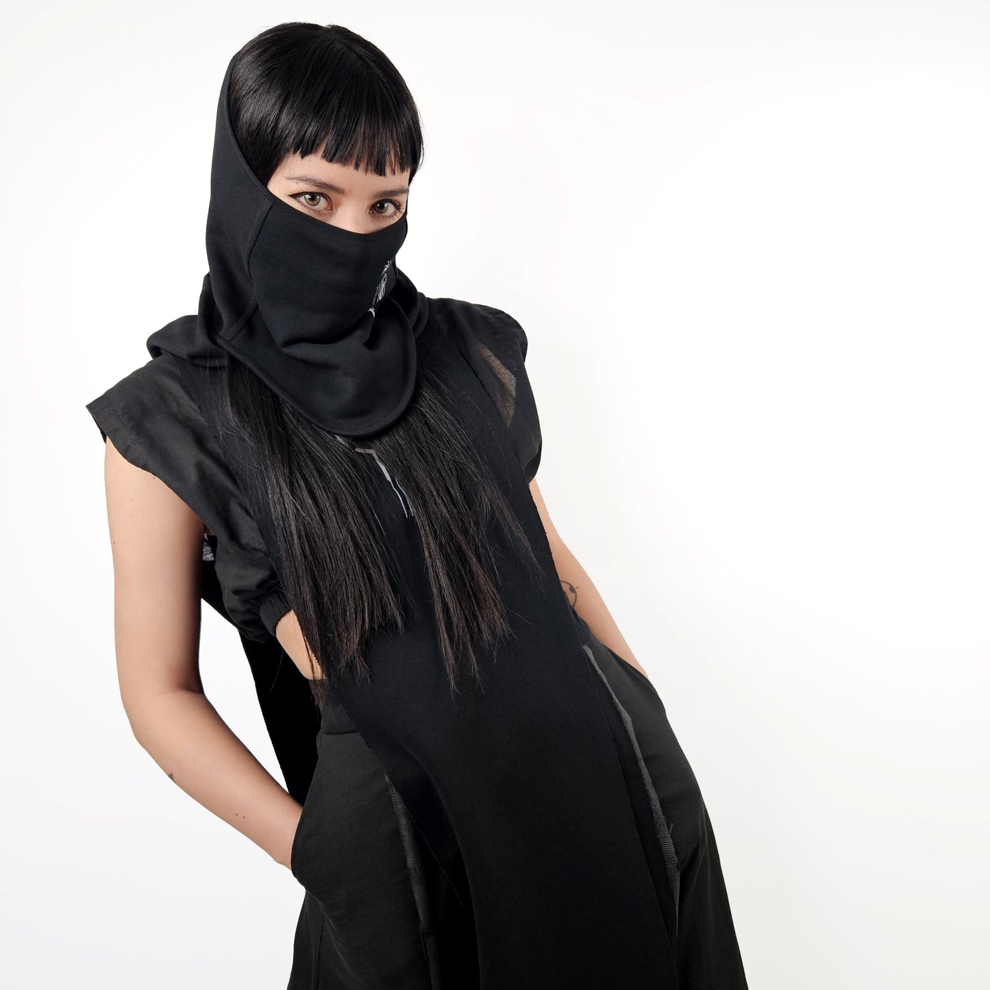 ENCRYPTED NECK GAITER