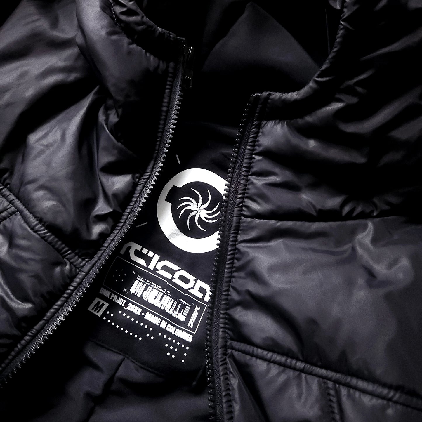 HOODED PUFFER JACKET